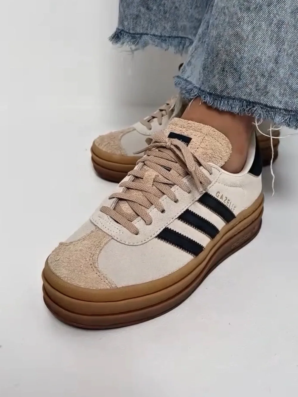 adidas Originals Gazelle Bold Platform Shoes Cream White/Core Black Size 10